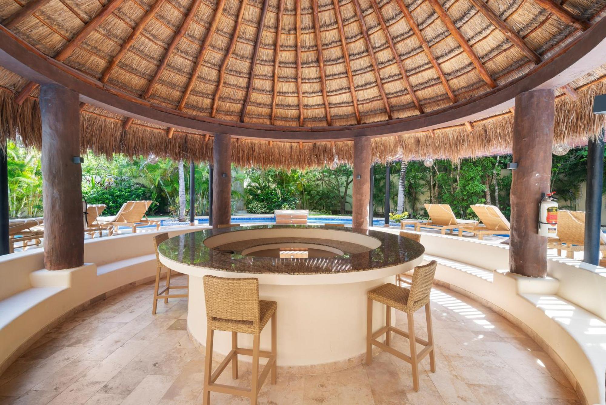 Апартаменты Luxurious Penthouse With Jungle View & Private Pool Тулум Экстерьер фото